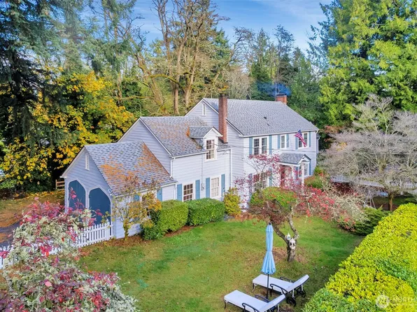 3918 NW Phinney Bay Drive, Bremerton, WA 98312