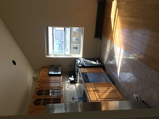 Rented by Voro New York | media 2