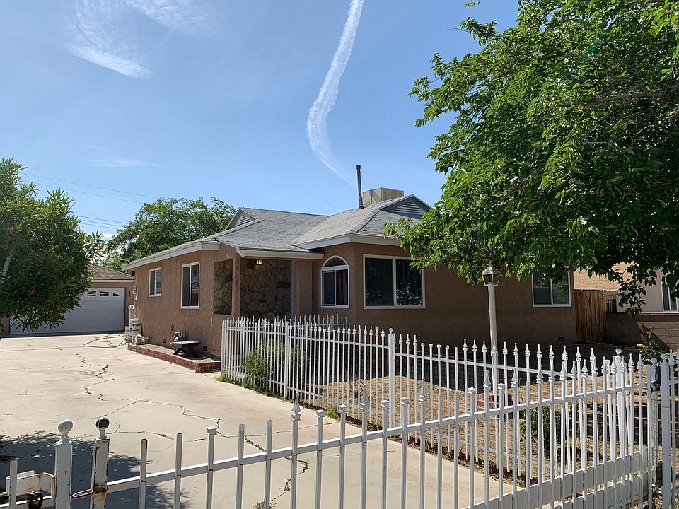 1st image of 45461 Newtree Ave