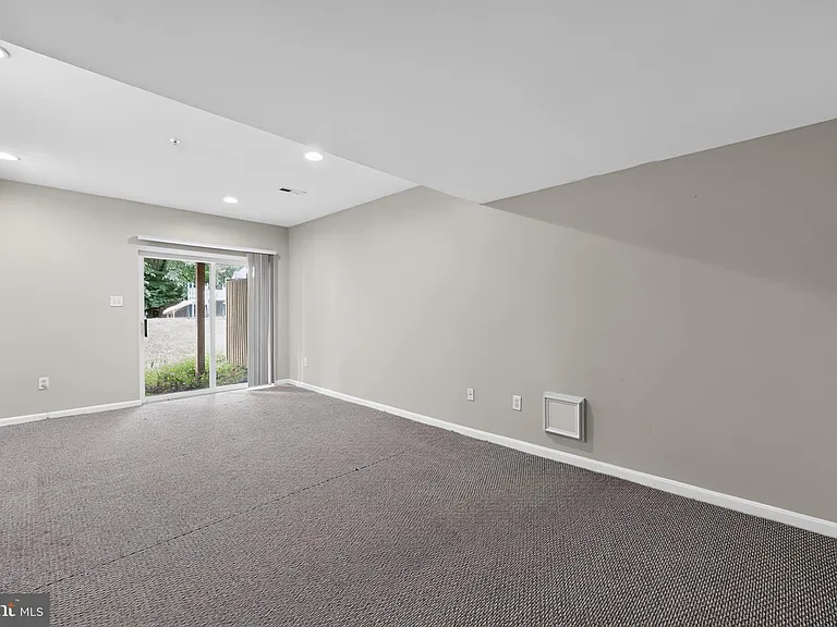 11715 Gunners Dr — Photo 41