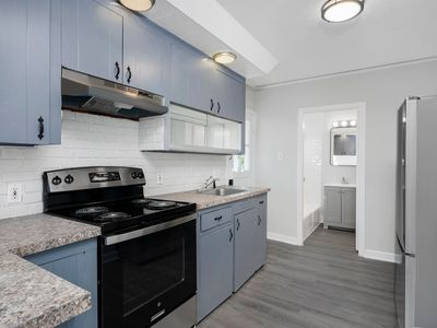 37 Mead Street, Manchester, NH, 03104