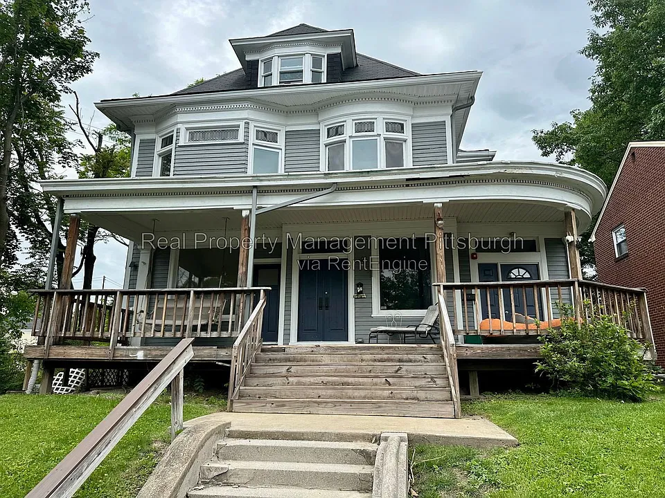 504 Coal St #1