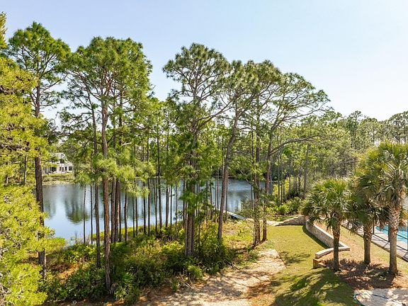 5th image of 97 Fairway Dr
