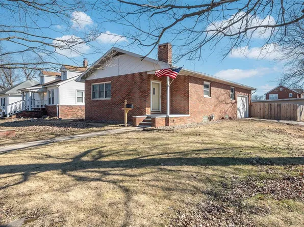 311 W Walnut St, Benld, IL 62009