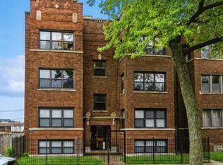 6825 S Harper Ave #2S, Chicago, IL 60637