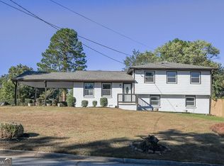 5186 Flemish Ct, College Park, GA