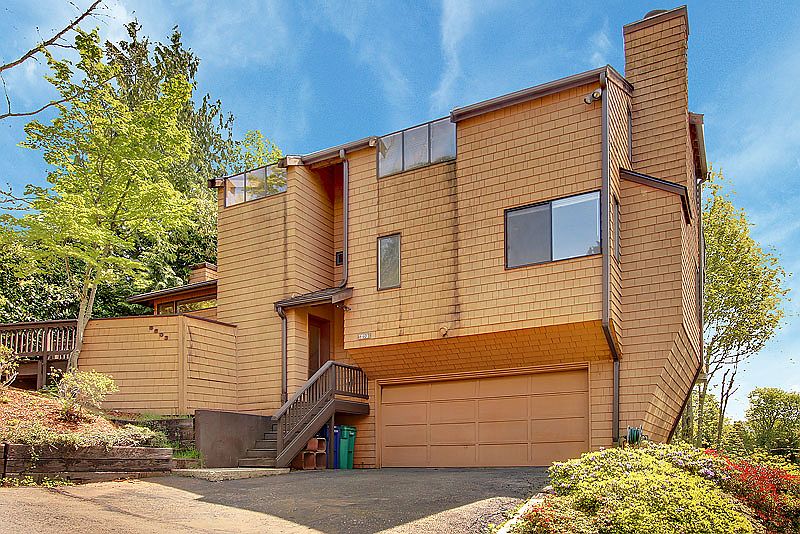 1st image of 6603 NE 130th Ln