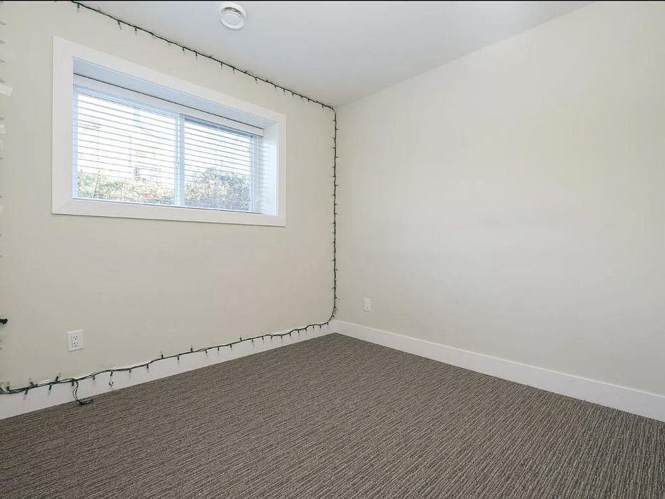 2nd image of 24303 101a Ave