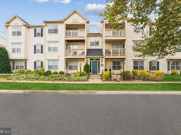 11002 Koman Cir APT 104, Manassas, VA 20109