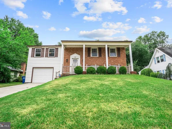 253 Evergreen Dr, Willingboro, NJ 08046