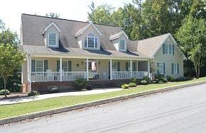 2nd image of 211 Quail Run Ct