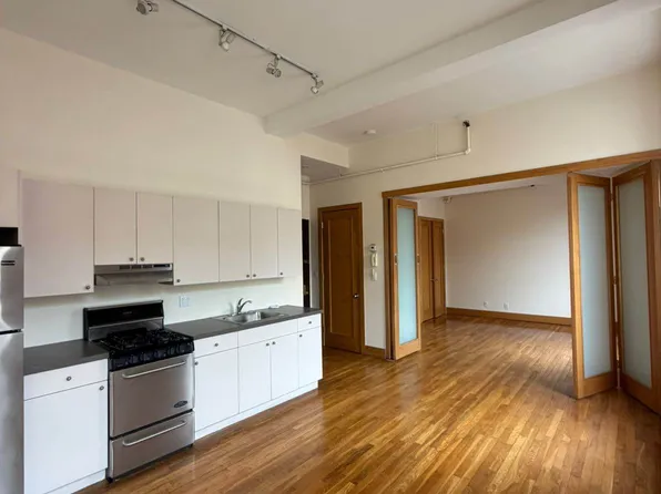 477 Saint Marks Pl APT 202, Staten Island, NY 10301