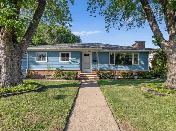 1670 W Broadway St, Winona, MN 55987