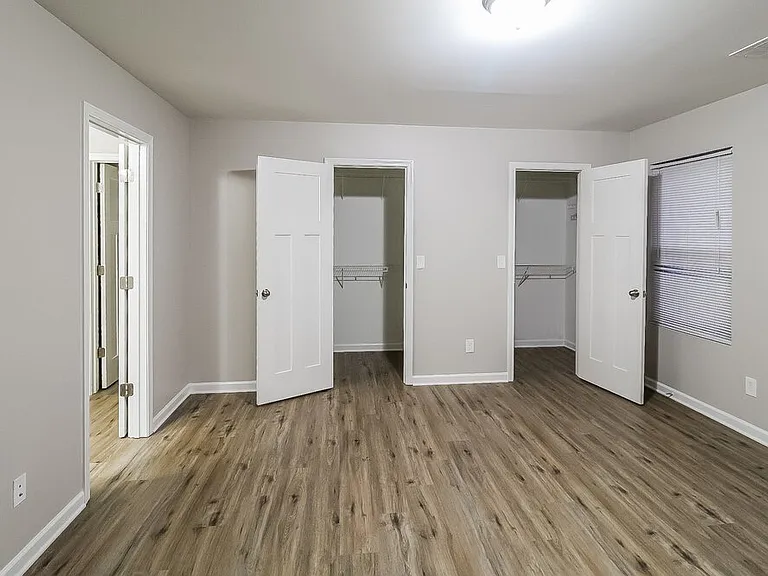 6374 Avery St SW — Photo 9