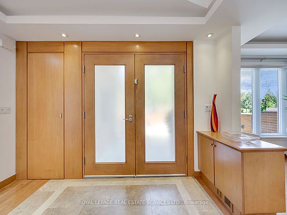 4th image of 300 Canital Ct
