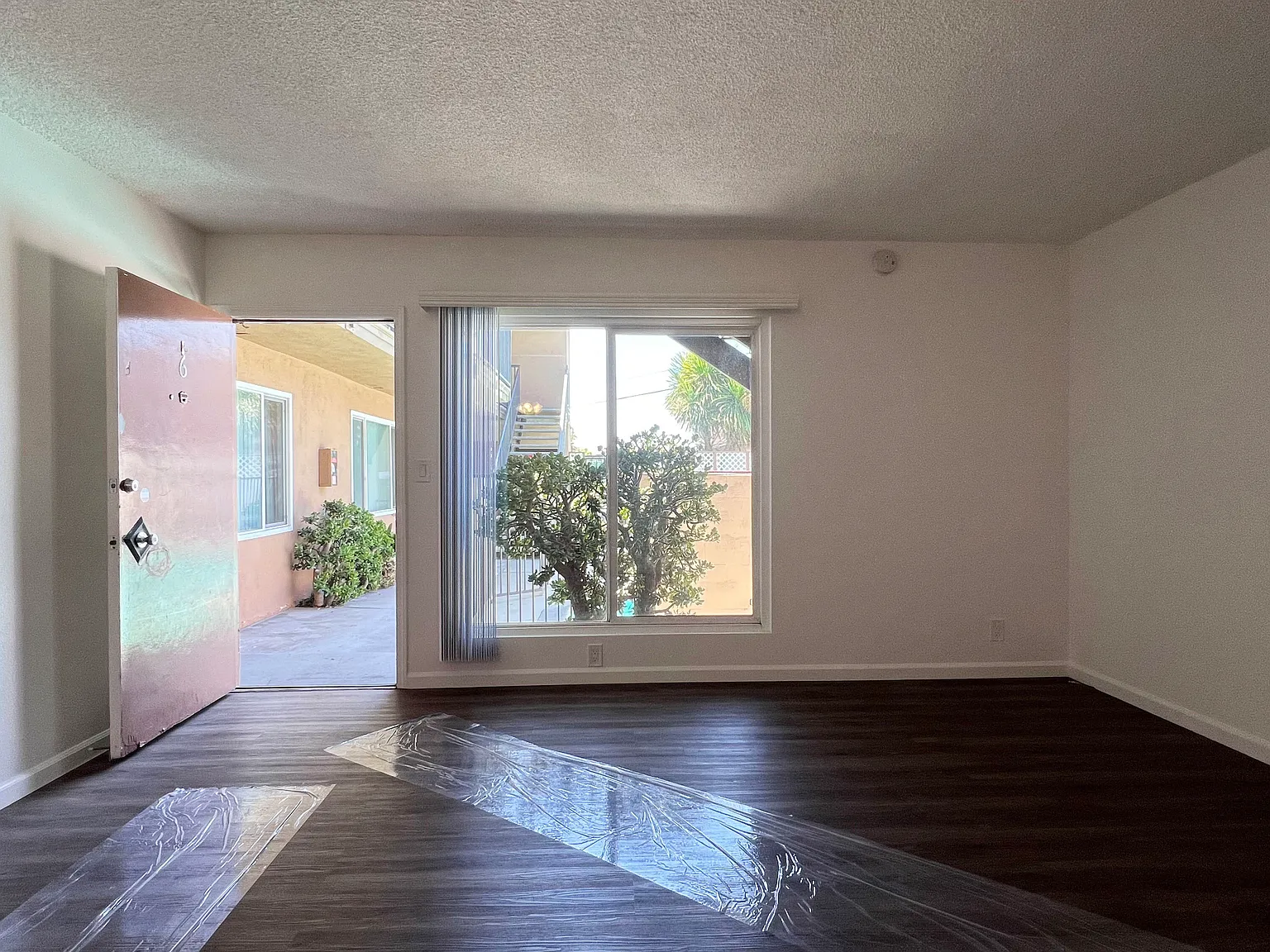 2 bed, $2,400 — Photo 2