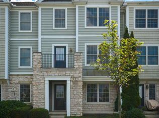 5911 Canyon Creek Dr, Dublin, OH 43016