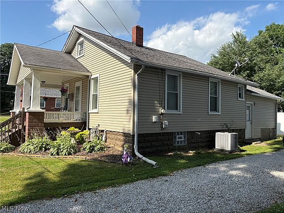 3rd image of 110 Kirk Ave