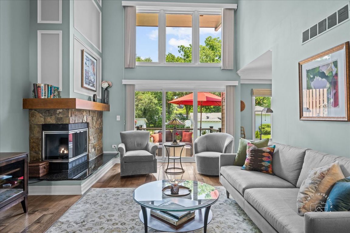 05-Living Room 2