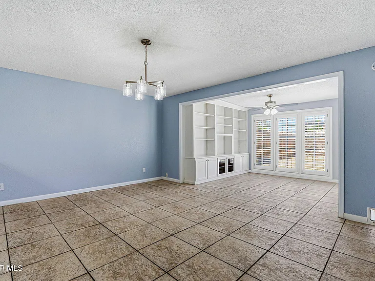 6141 Sierra Valle Ln — Photo 22