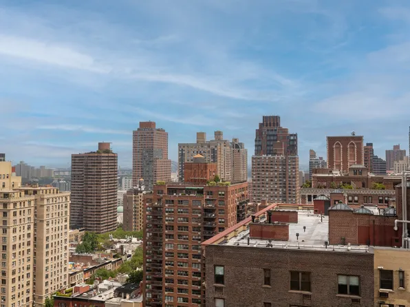 40 East 94th Street image 1 of 10