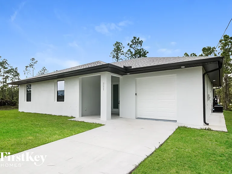 711 Nimitz Blvd — Photo 2