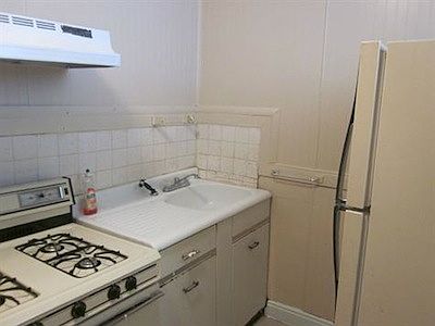 5th image of 8216 S Coles Ave