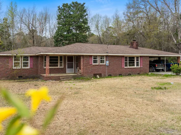 1393 Russellville Rd, Saint Stephen, SC 29479