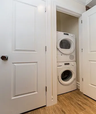 Rented by Avenues Real Estate | media 26