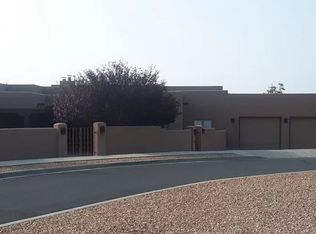 21 Calle De Montanas, Santa Fe, NM 87507