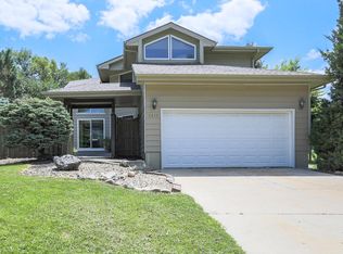 5815 T St, Omaha, NE 68117