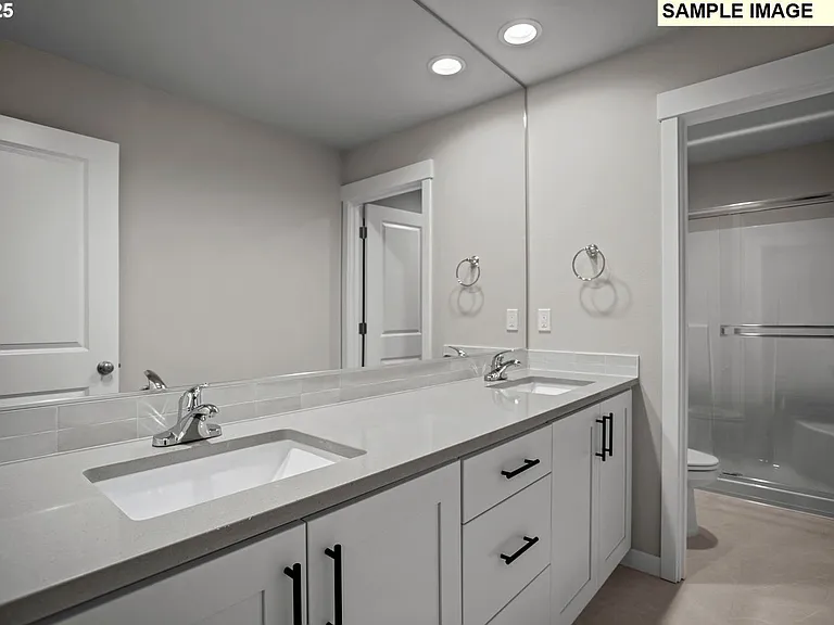 18418 NE 46th Pl — Photo 17