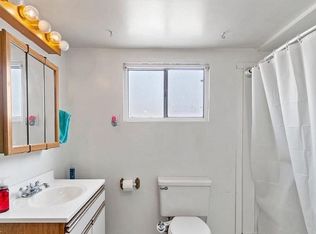 146 NW 9th St, Ontario, OR 97914