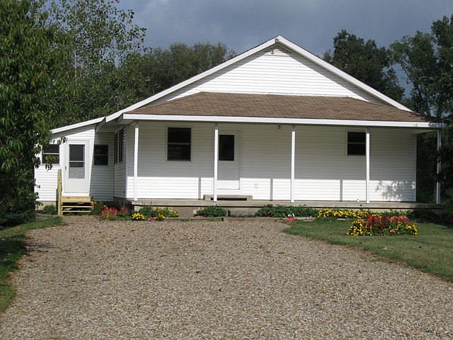 1st image of 592 Township Road 2474