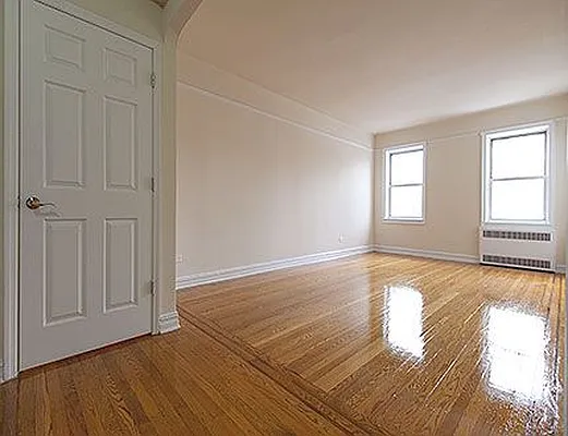 Rented by SW Queens Mezzanine | media 10