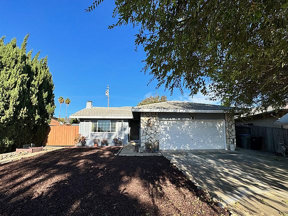 2nd image of 1462 Mardan Dr
