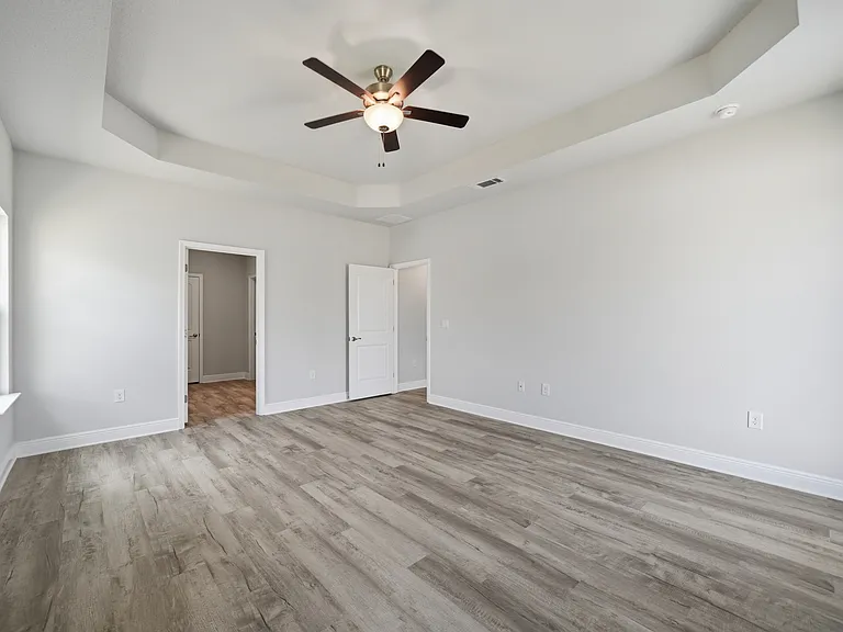 664 Alleyoak Ln — Photo 2