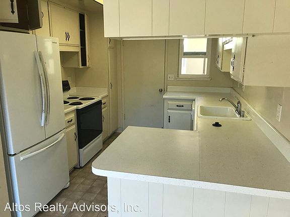 4th image of 626 Vasona Ave