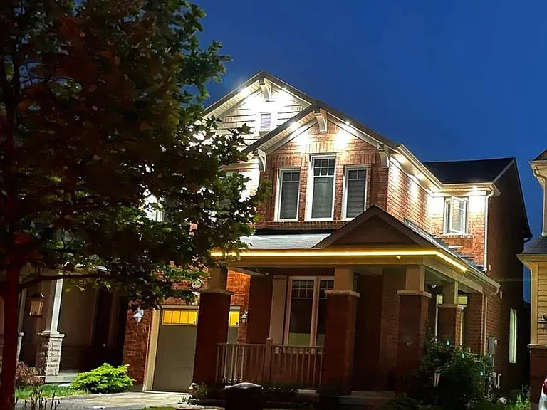 450 Cavanagh Ln — Photo 2
