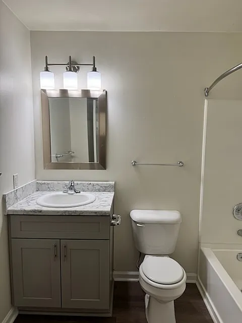 2 bed, 1074 sqft, $1,540 — Photo 3