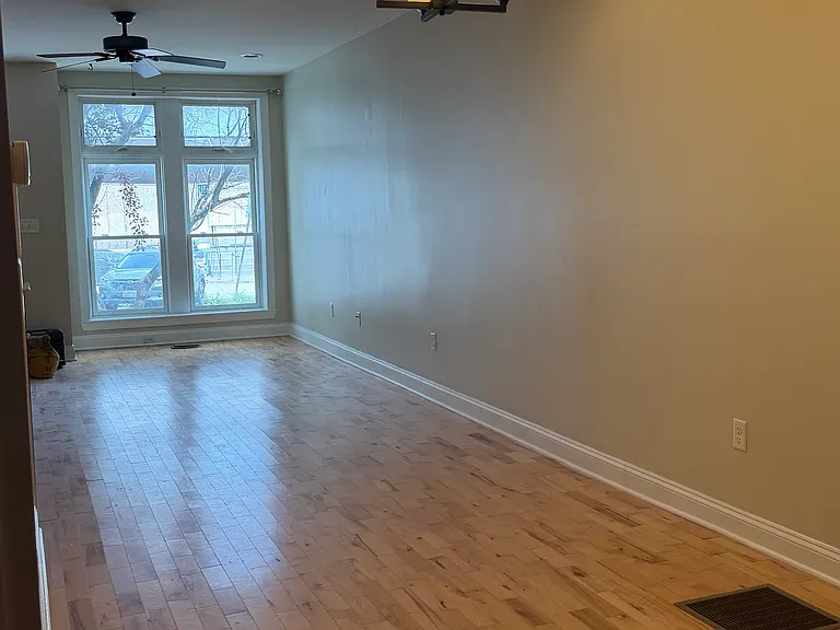 3404 Chestnut Ave — Photo 2