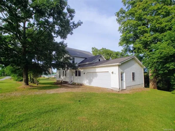 2519 Townline Rd, Medina, NY 14103