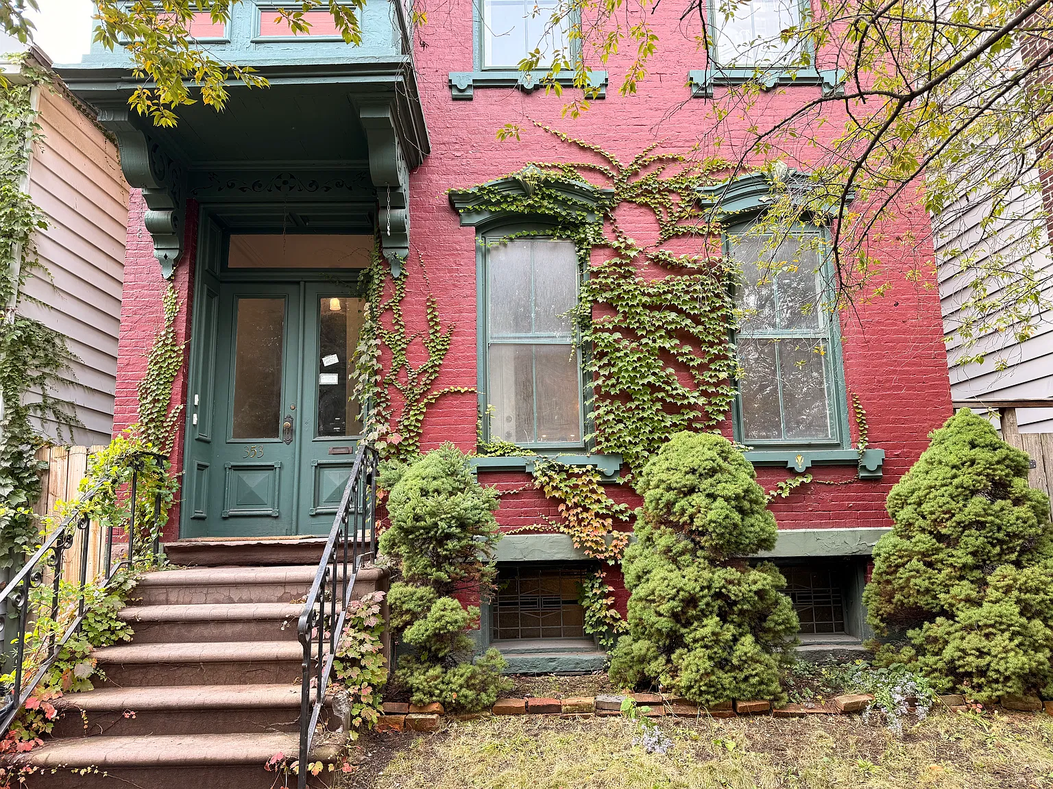 3rd St, Troy — Photo 1