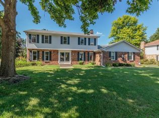 218 Ironwood Dr, Carmel, IN 46033