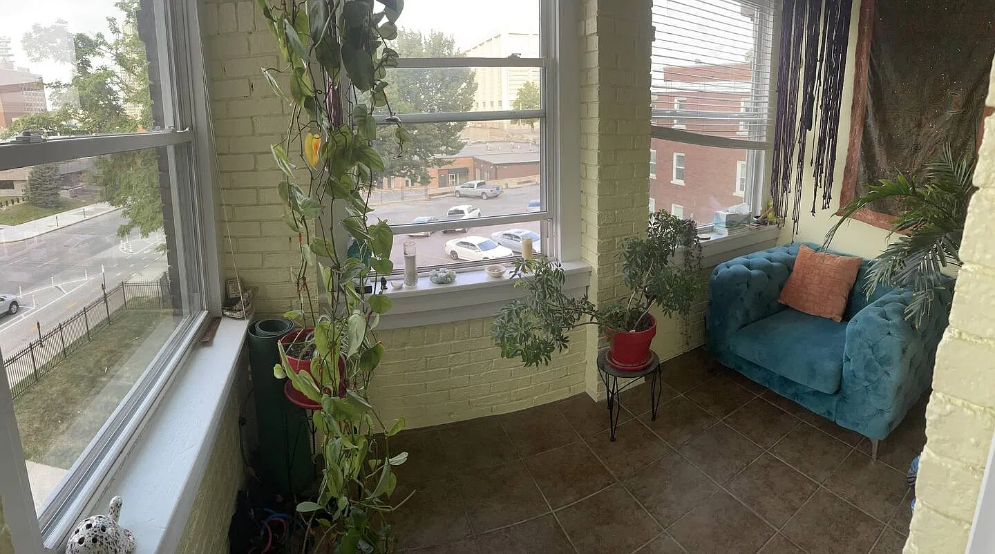 1 bed, 650 sqft, $1,200 — Photo 3