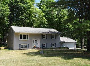 44 Quincy Rd, Putnam Valley, NY 10579