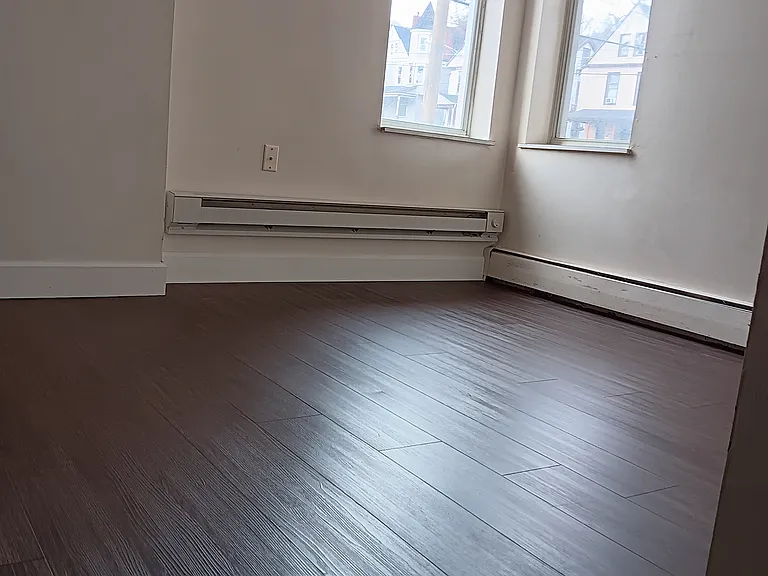 2246 Burnet Ave #4 — Photo 9