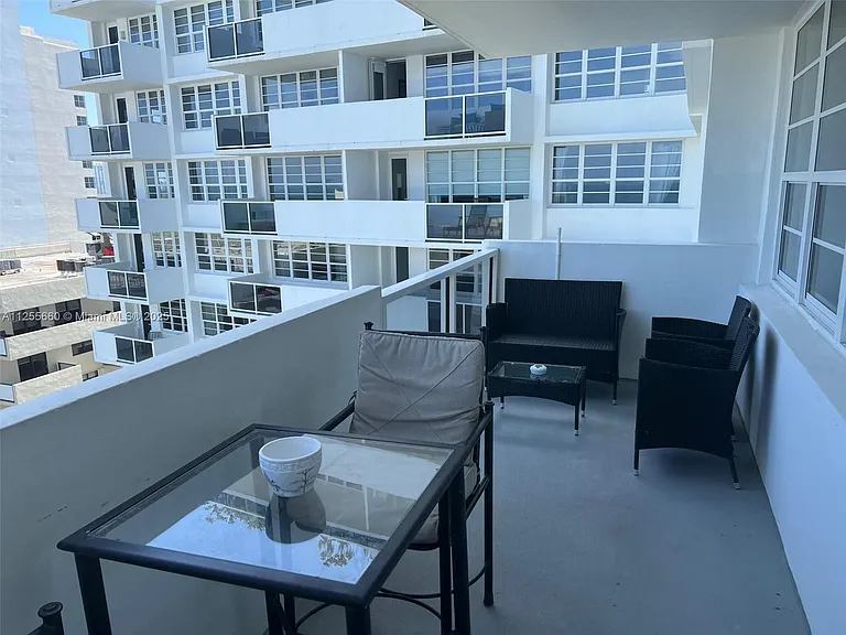 100 Lincoln Rd #1228 — Photo 3