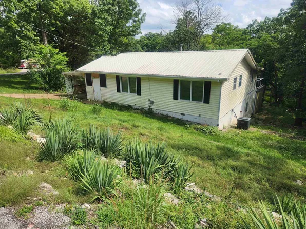 93 Topez Dr, Cherokee Village, AR 72529