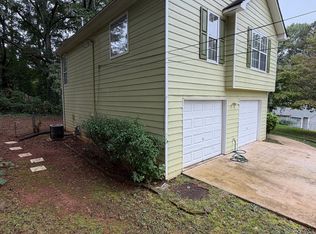 5887 Mistyview Dr, Rex, GA 30273